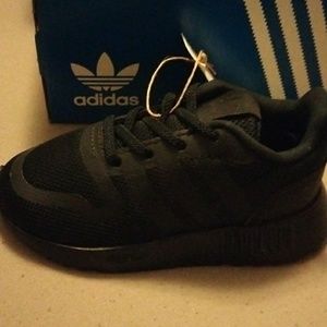 Adidas toddler 6k